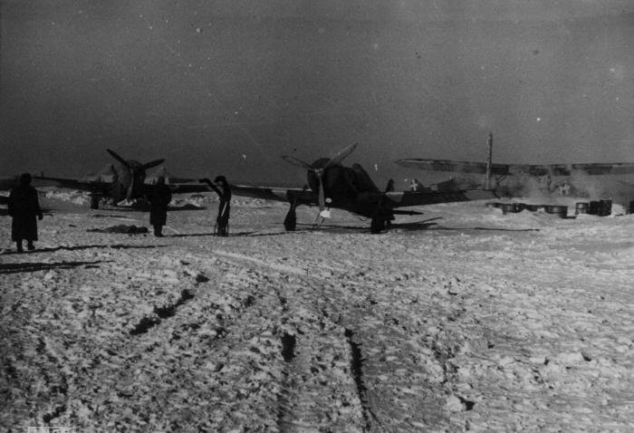 Fronte russo, inverno 1941. Aer. Macchi C.200 Saetta
